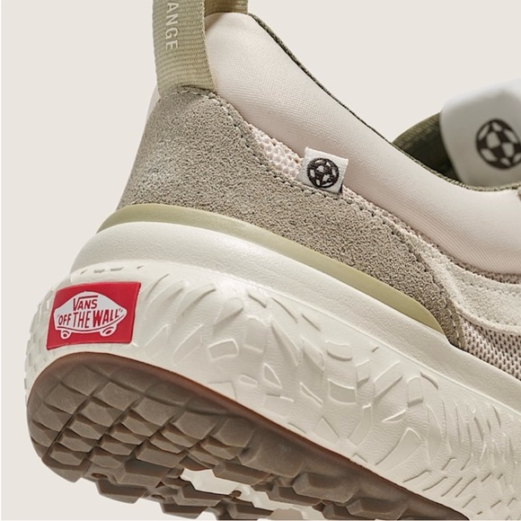 Vans UltraRange Neo VR3 Shoe Women 9.5 US Mens 8.0US - Picture 4 of 11